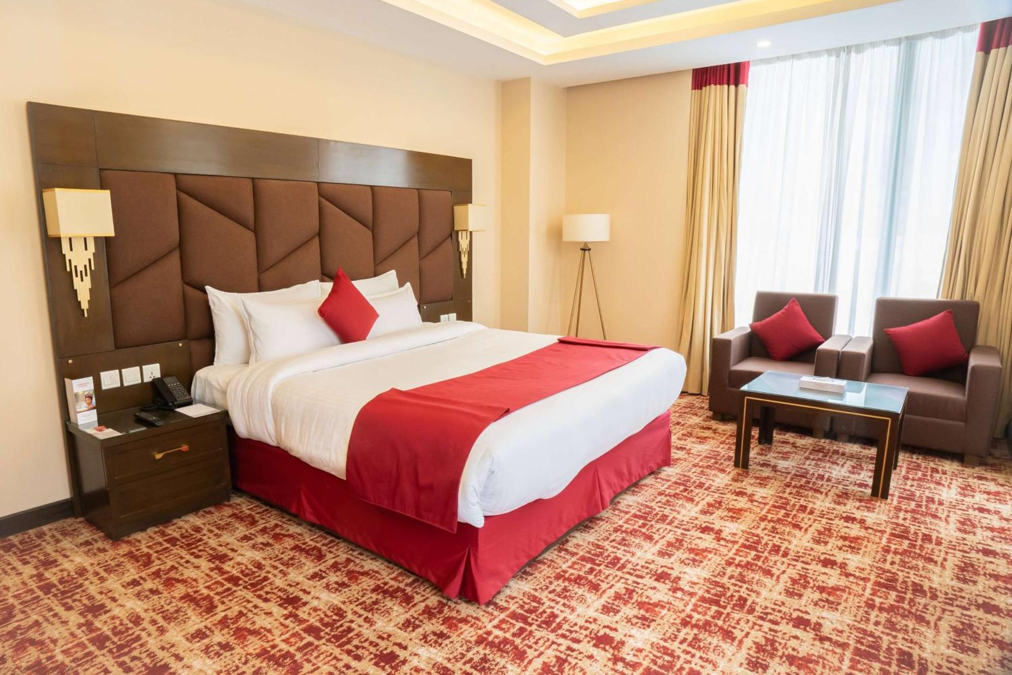 Ramada By Wyndham Murree Lower Topa Resort ภายนอก รูปภาพ